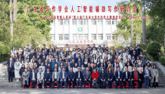 分享了教师深切文学现场、师兄师姐榜样引领、